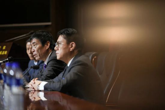 格林伍德曾因强奸、家暴等指控远离赛场长达18个月之久。